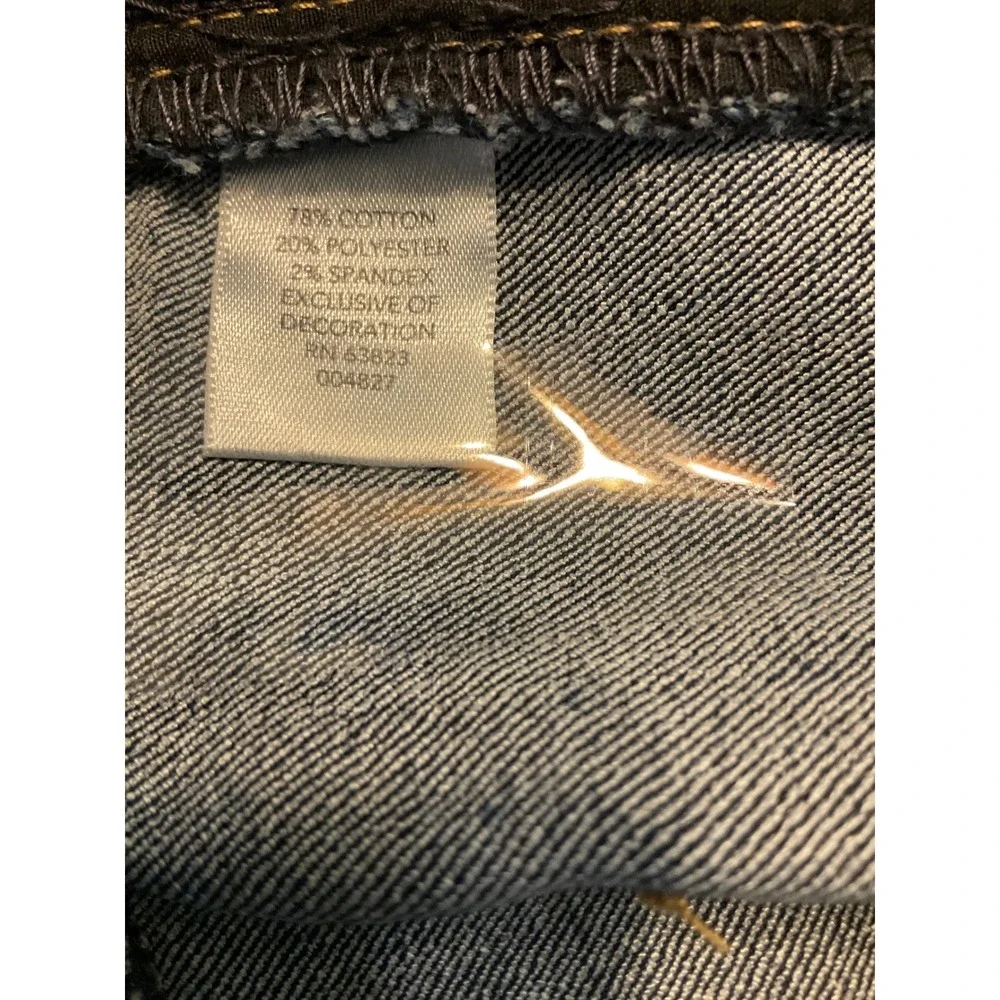 Christopher & Banks Womens Size‎ 8 Dark Wash Denim Capri Jeans High Rise Crop